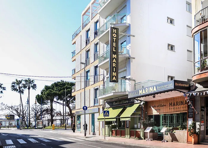 &Restaurant MarinaHostal